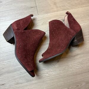 NWOB Lucky‎ Brand Burgundy Barlenna Suede Studded Ankle Bootie